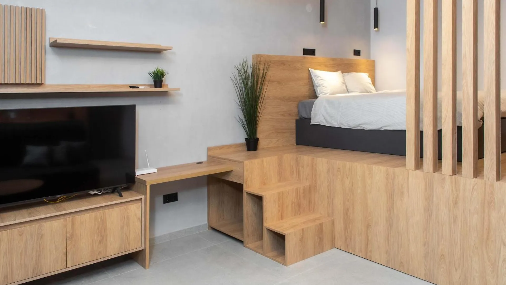 Apartment Central Deluxe Spacious Studio Thessaloniki